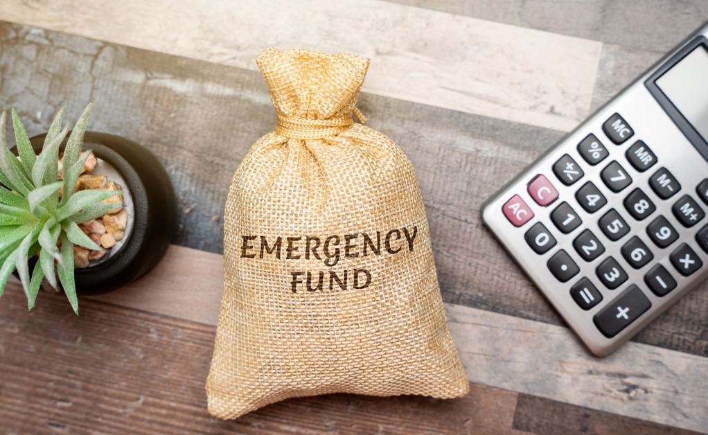 How To Build An Emergency Fund While Paying Off Debt